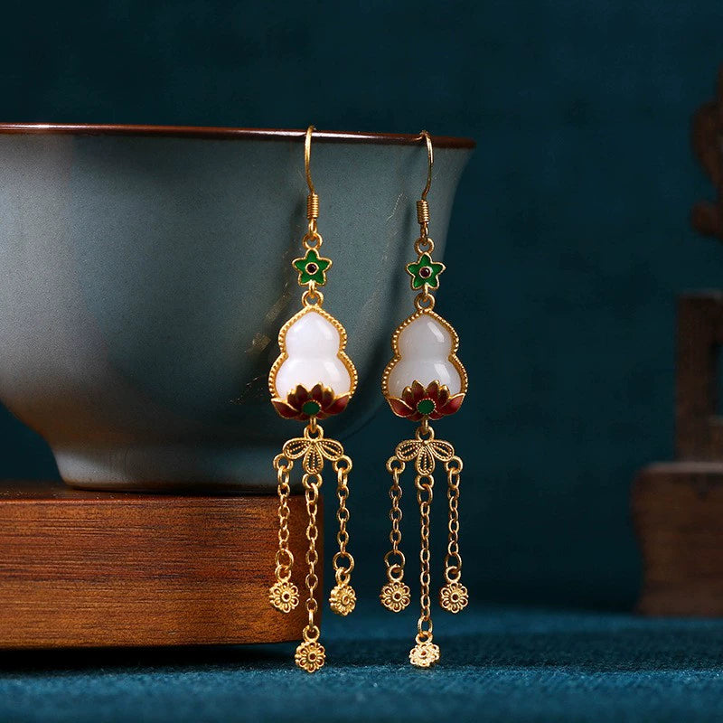 Unique Cultural Earring Design 11