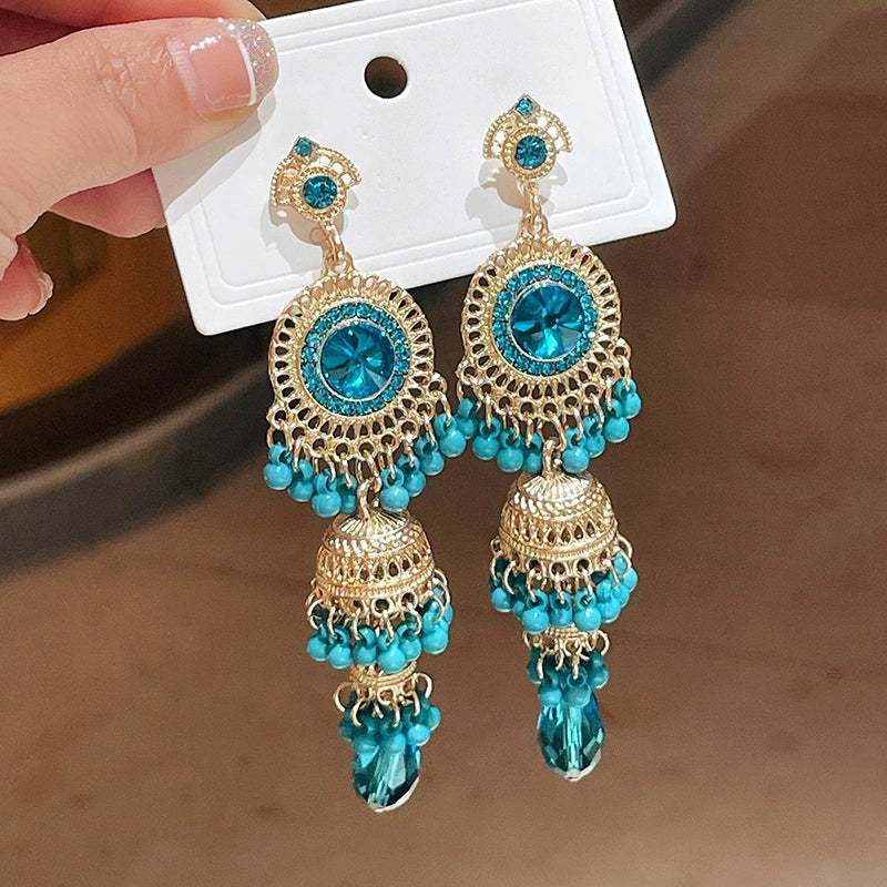 Retro style earring design 6