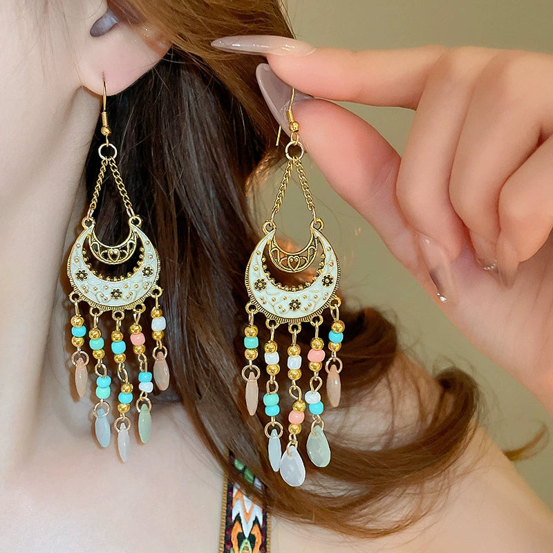 Retro style earring design 11