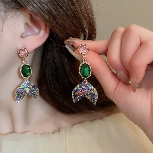 Crystal-style earring design 11