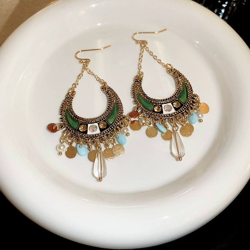 Retro style earring design 13
