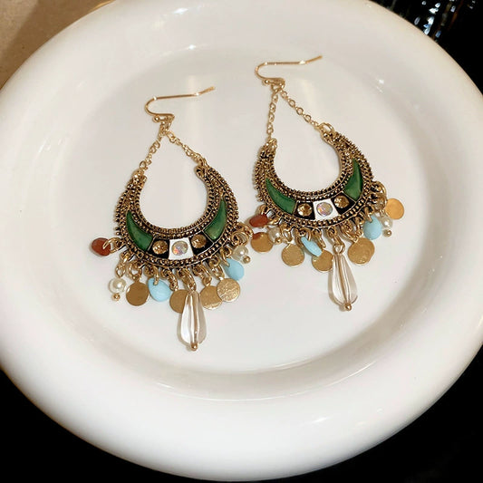 Retro style earring design 13