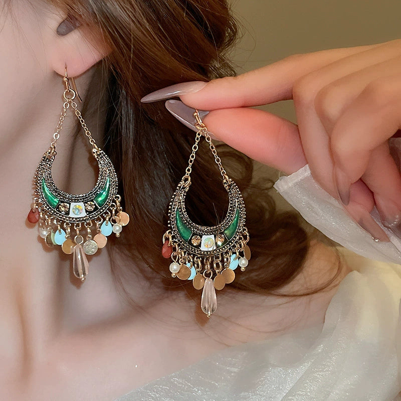 Crystal-style earring design 17