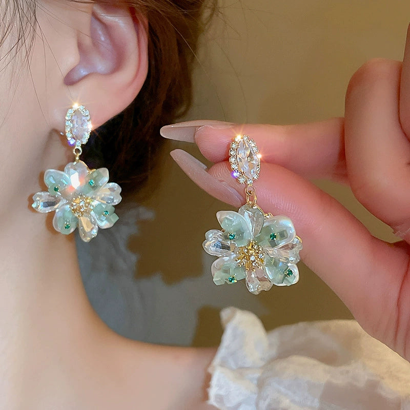 Crystal-style earring design 1
