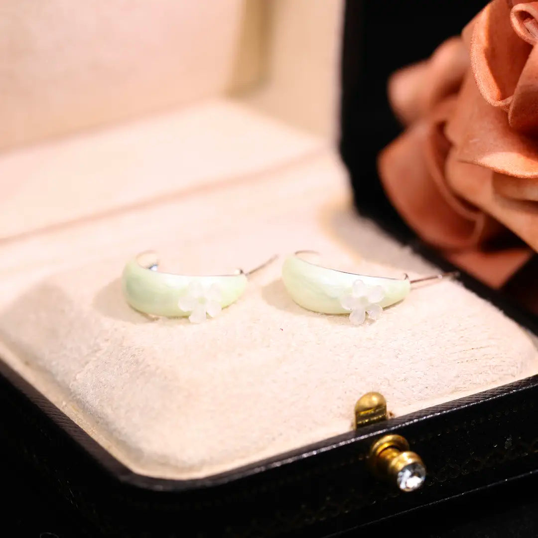 Curved Jade earrings